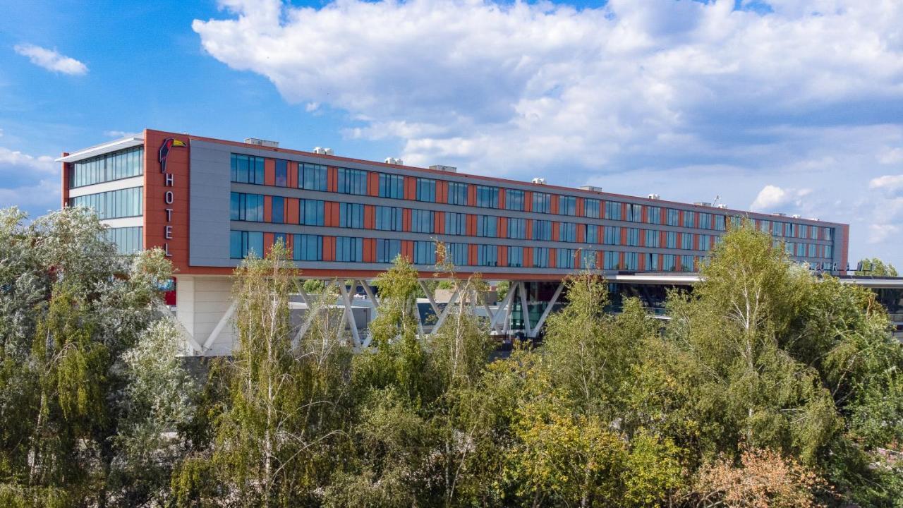 Van Der Valk Hotel Венендал Экстерьер фото
