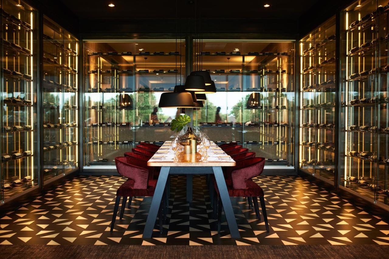 Van Der Valk Hotel Венендал Экстерьер фото