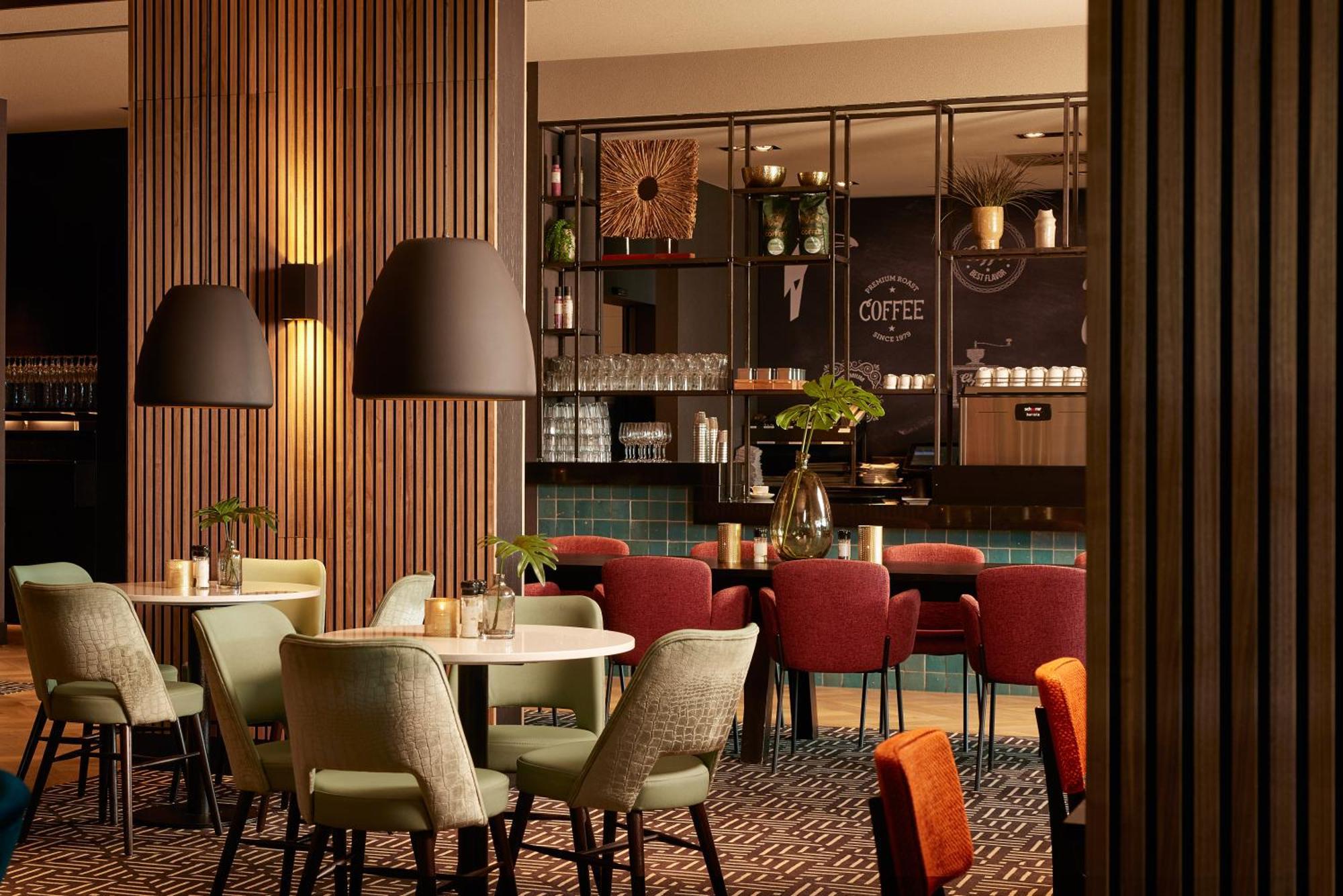 Van Der Valk Hotel Венендал Экстерьер фото