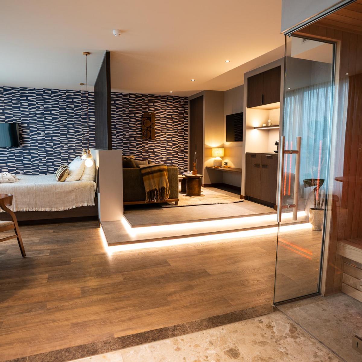 Van Der Valk Hotel Венендал Экстерьер фото